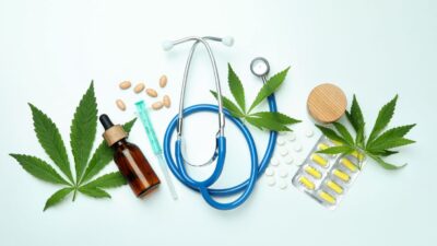 Doença de Crohn: revisão sistemática aponta eficácia com cannabis